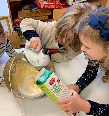 cuisiner à la maternelle